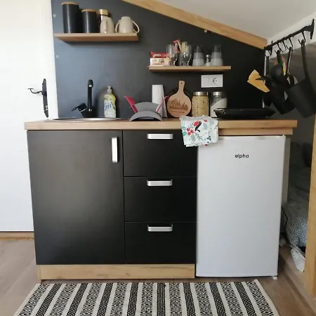 Plava Zvezda 1 I 2 Отель